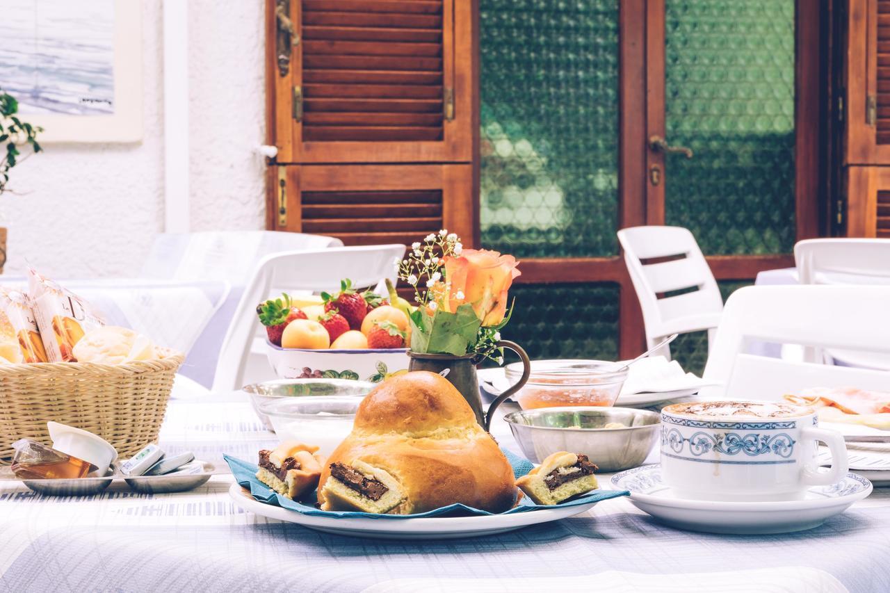 Pensione Villa Mafalda Форио Экстерьер фото